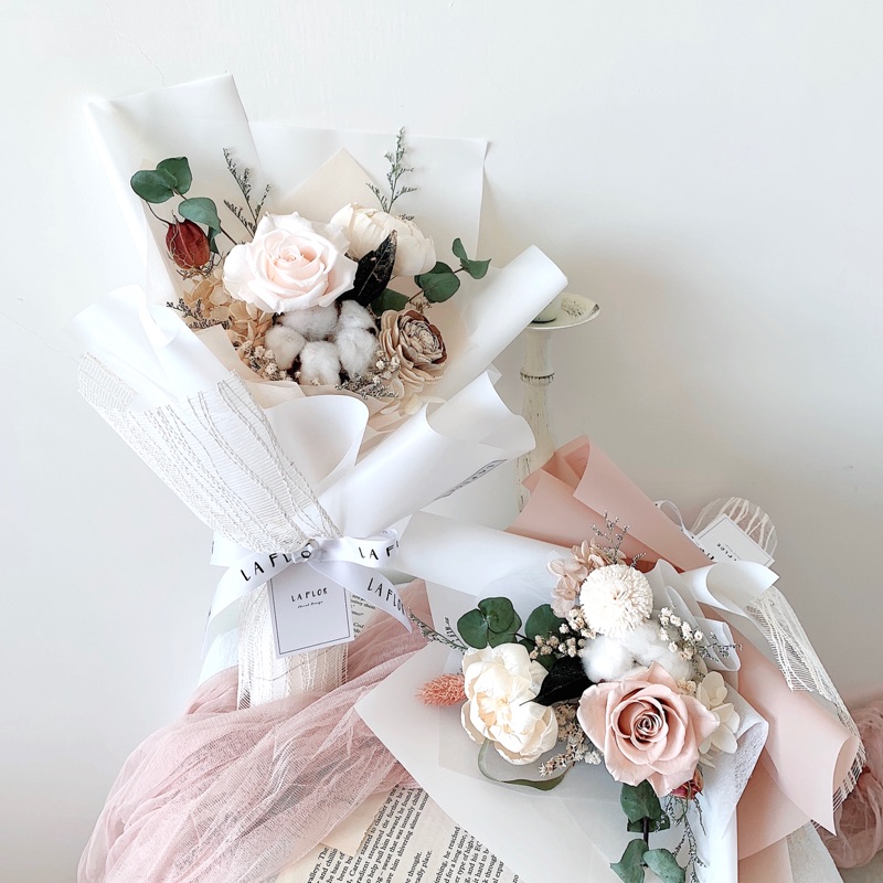 情人節花束白色森林系香氛永生小花束永生花 永生花束 小花束 乾燥花束 永生玫瑰 玫瑰花束 捧花 盆花 桌花 蝦皮購物