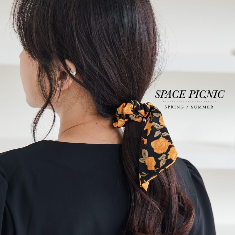 [明天出貨] Space Picnic｜花朵紐結彈性髮圈(現貨)【C21043000】