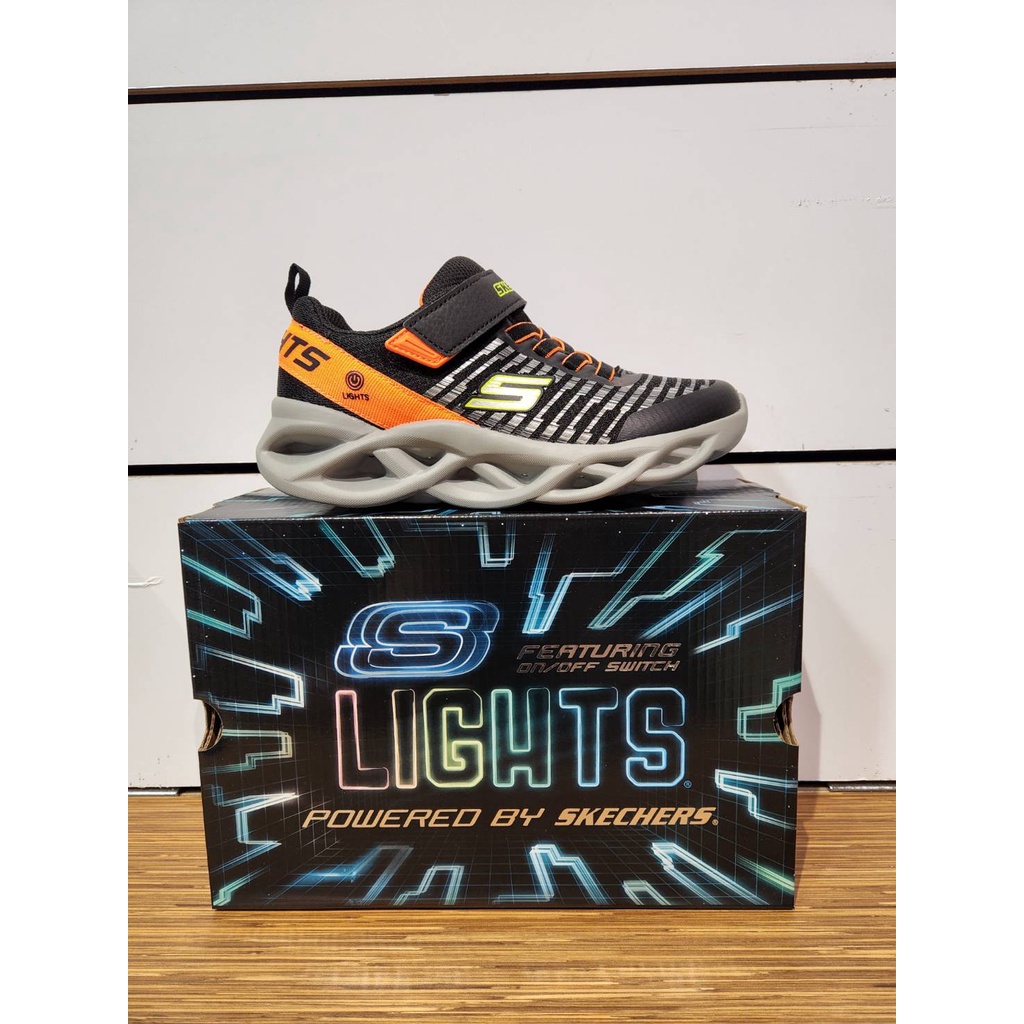 【SKECHERS】 LIGHTS 男童魔鬼氈 有開關控制LED電燈發亮慢跑鞋 黑橘 401650LBKOR