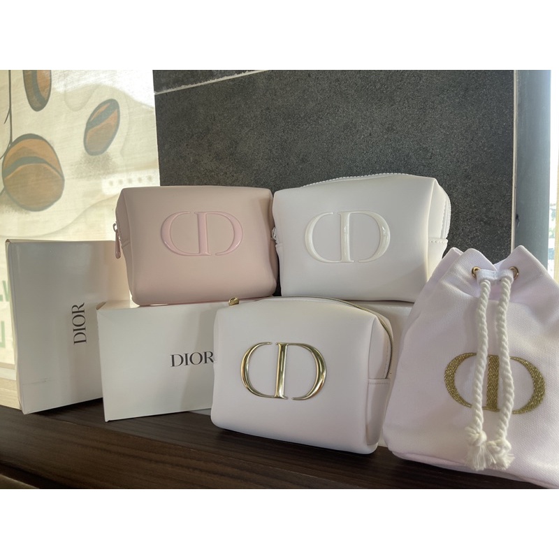 粉色、白色拆箱 Dior 禮品化妝包