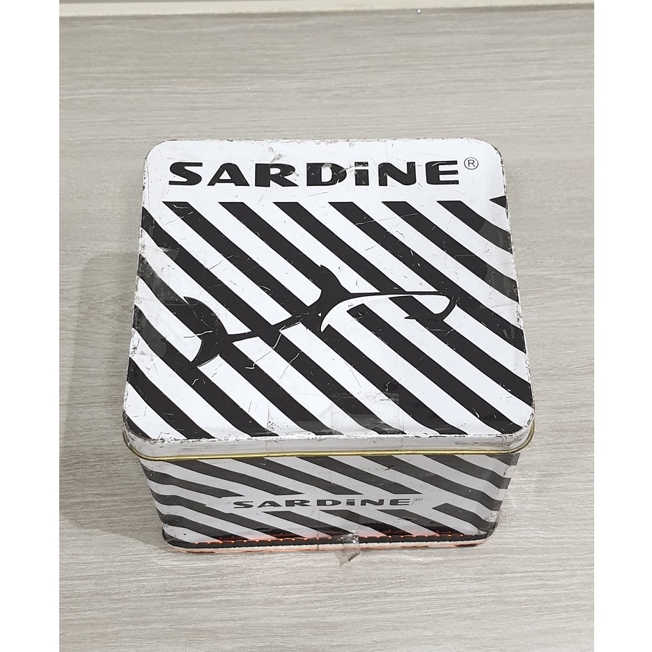現貨 出清 sardine M8 新品未用 藍牙耳機 沙丁魚 藍牙 耳機 黑白 斑馬條紋 鐵盒 方盒 無線耳機 M8耳機