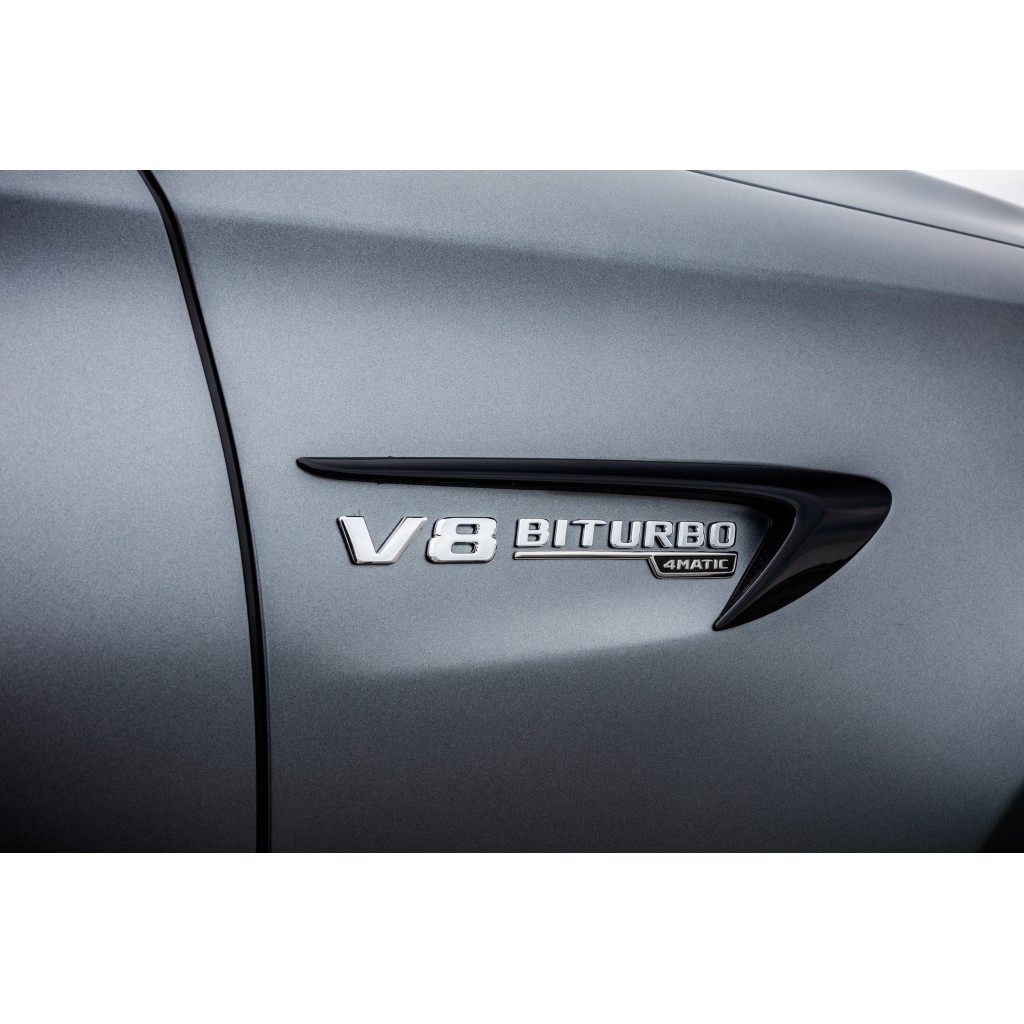 18 19 20 Benz 賓士 V8 Biturbo 4matic 葉子板 側邊 字貼 字標 字體 貼紙 標誌
