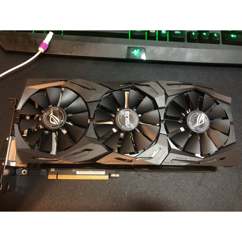 《已預約》華碩 ASUS VEGA64 O8G GAMING  ROG 顯示卡