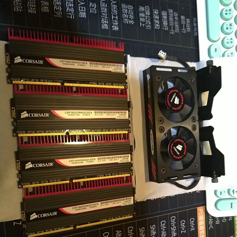 CORSAIR DDR3 2133 16G(4G*4) RAM 含散熱模組 頂級記憶體 1.5v