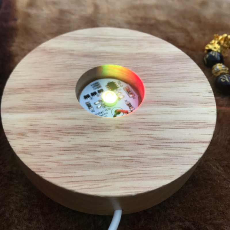優惠價 木頭 圓型 燈座 實用 USB LED燈座 彩色光變色 可手動開關 自動變色 小夜燈 氣氛燈