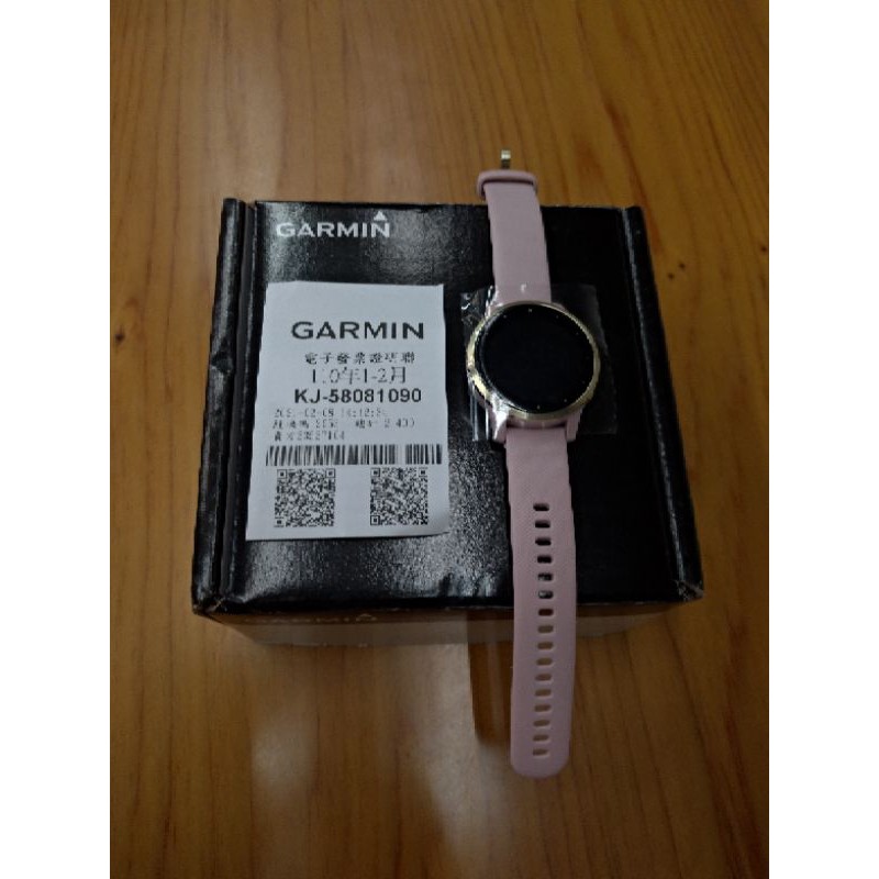 二手 Garmin Vivoactive 4s (機心是全新的，發票憑證)