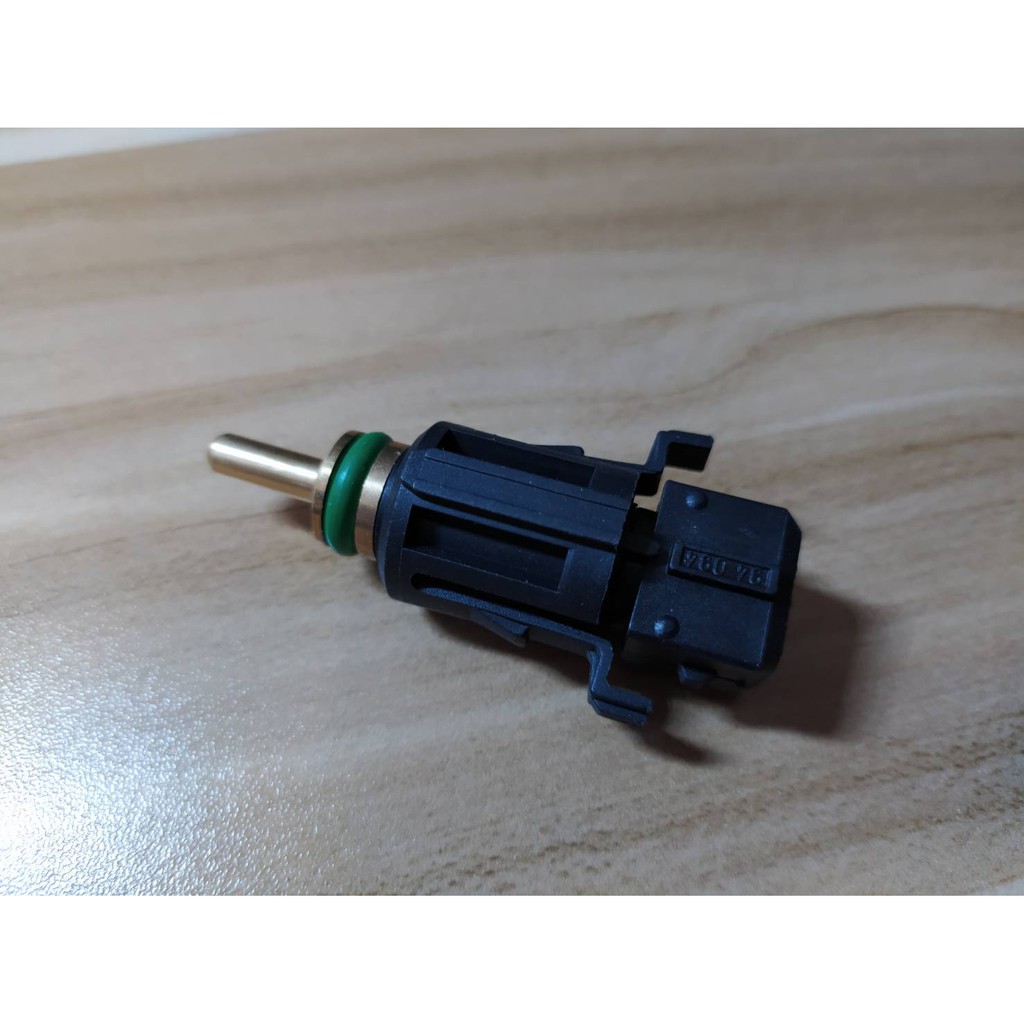 Bmw E38 E39 E46 E53 E60 E65 E90 全新副水箱水位開關水位感應器 Yahoo奇摩拍賣 Line購物