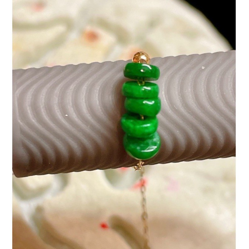 天然A貨翡翠 超可愛完美 辣洋綠小平安扣戒指18K金鏈（成品14）特價入門款