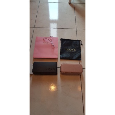 Lucy's粉紅色飾品盒
