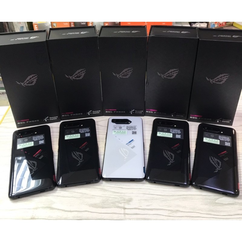 代購Asus Rog5/ rog5s rog3 rog2 國際版 ROOTS😆門市同步銷售 請先詢問貨況再下單謝謝😆