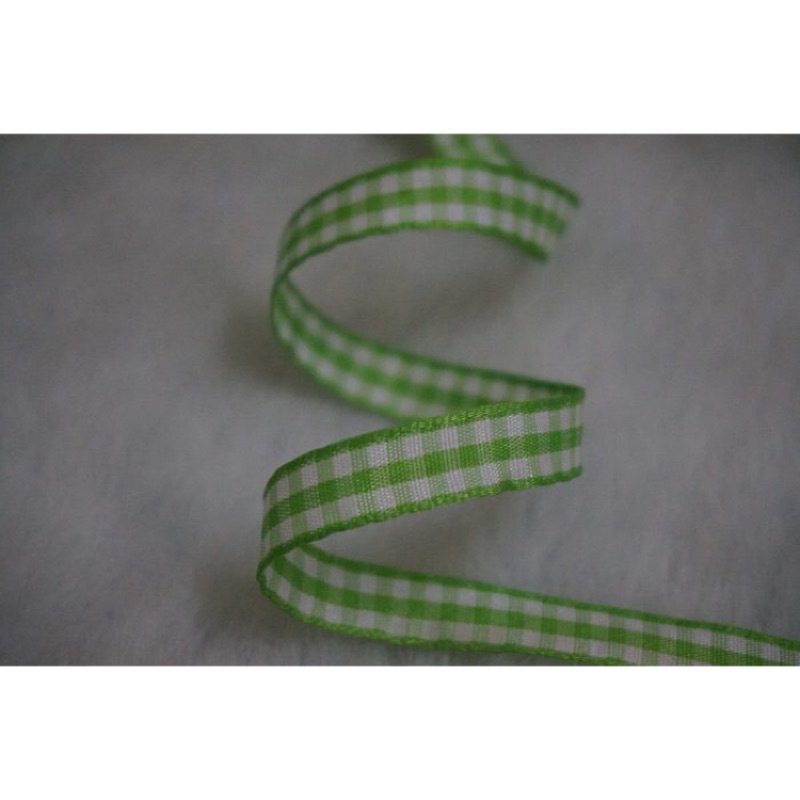 便宜地帶~~AY6綠色格子緞帶.織帶1公分100尺100元出清包裝.髮飾.DIY.也可當包邊~(長3000公分)