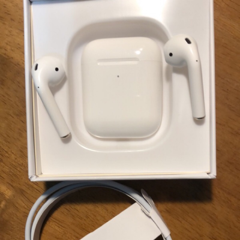 兩組副廠全新AirPods 2代 (有編號可查詢）