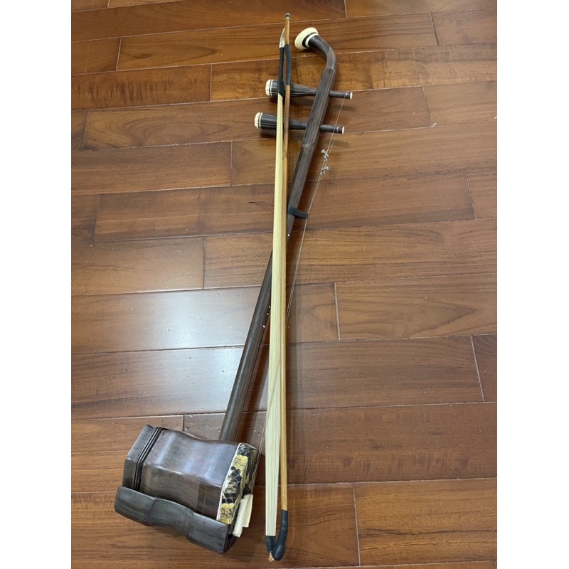 十三堂　二胡　老紅木【ショルダーケース、備品諸々付き】 70726f647563742f31666237313732