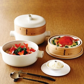 JIA lnc. 蒸鍋蒸籠組 24cm家庭組 家 品家家品 材質 耐火土 柳杉木 赤陶 蒸鍋適用 直火 微波爐 烤箱