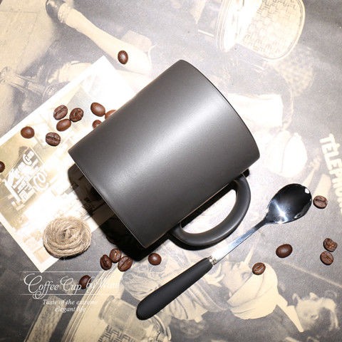 歐式高檔陶瓷黑色啞光大容量馬克杯創意簡約磨砂咖啡杯帶蓋勺水杯P9