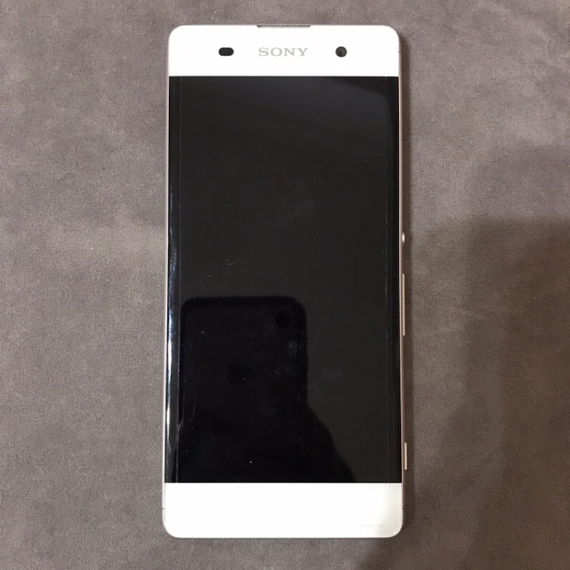 SONY Xperia XA 二手機 白色 使用正常 附盒 原廠充電線 充電頭 附清水套