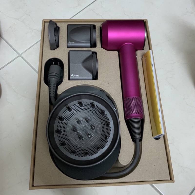 ！宅配免運！可刷卡！用過3次內！保固內！新一代 Dyson Supersonic™ 吹風機 HD03 限量全桃紅