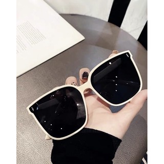 韓國 design 今年新款 時尚 打卡必備 小骨釘太陽眼鏡