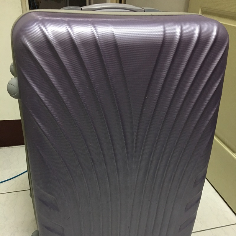 28吋二手行李箱