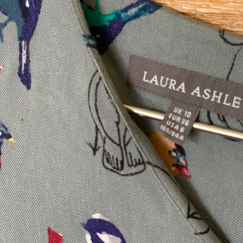 Laura Ashley 鸚鵡🦜花色洋裝