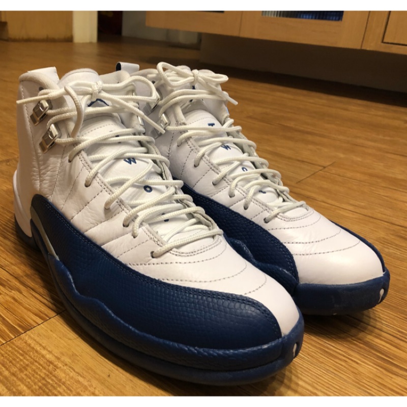 Nike air Jordan 12代 us9  藍白配色 kobe著用