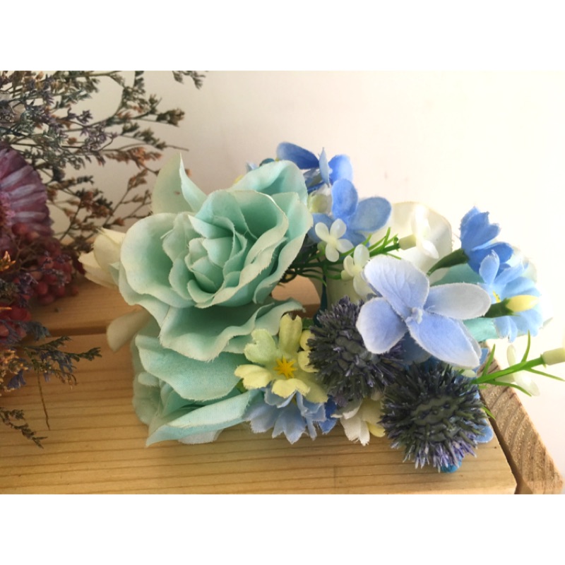 新娘秘書自助婚紗頭飾