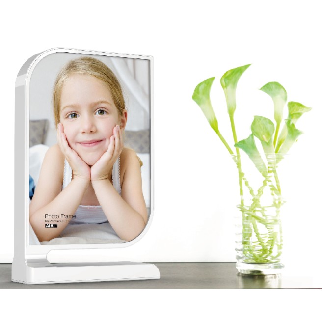 現代感造型相框 雙面約6x8吋 兒童 寶寶 白 桌框 可換相片　文青風 menu 特價 展示