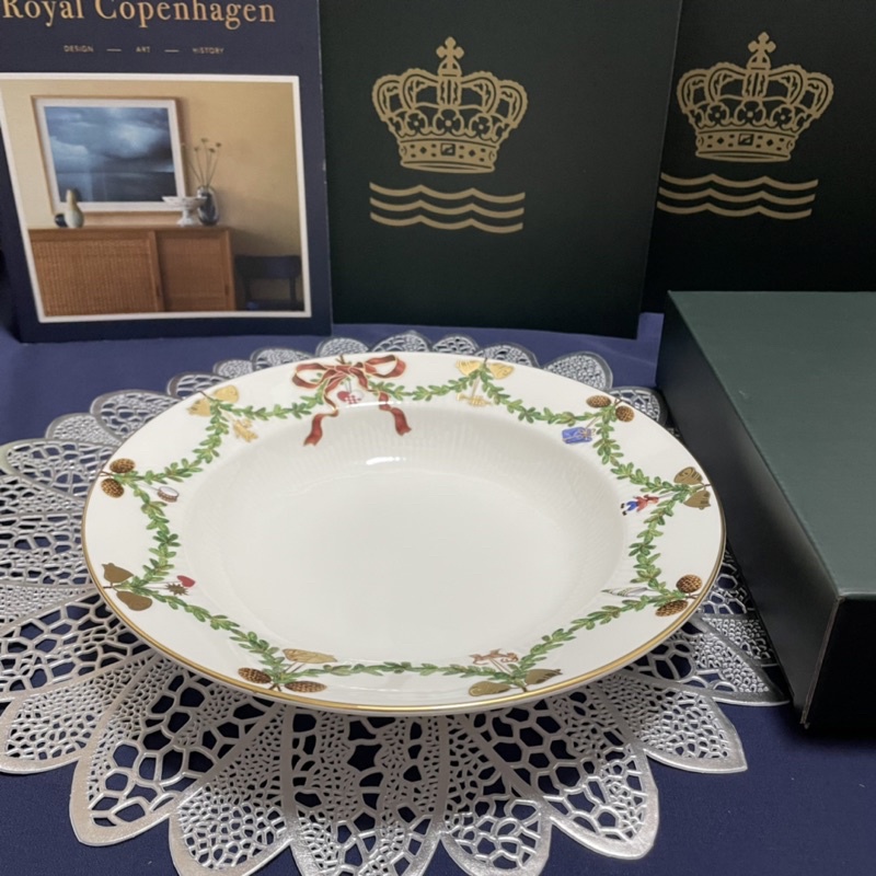 Royal Copenhagen皇家 哥本哈根-經典聖誕深圓盤24公分全新有原裝盒