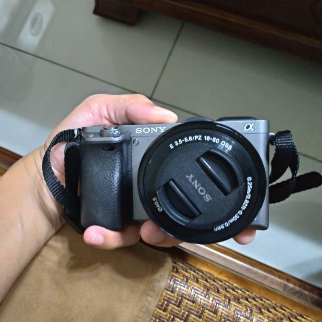 Sony A6000 + 16-50Kit 鏡 (黑色)