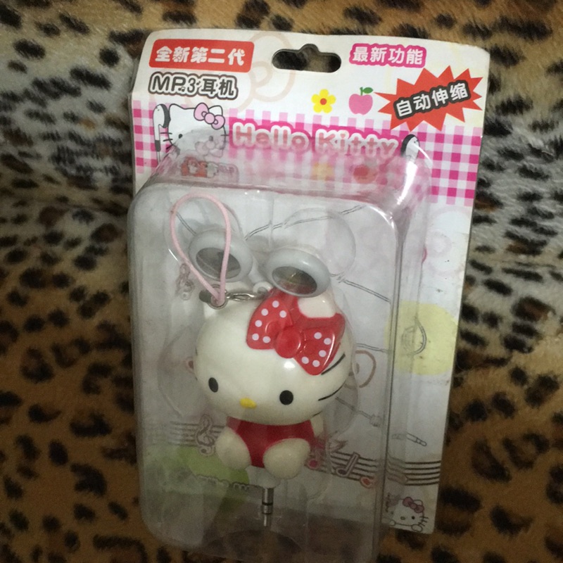 全新hello kitty 與多啦a夢MP3耳機