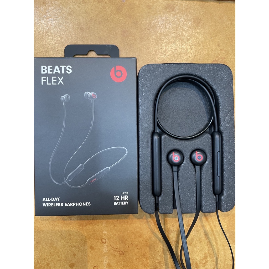 二手 Beats Flex – 適合全天佩戴的無線入耳式耳機 – Beats 經典黑紅