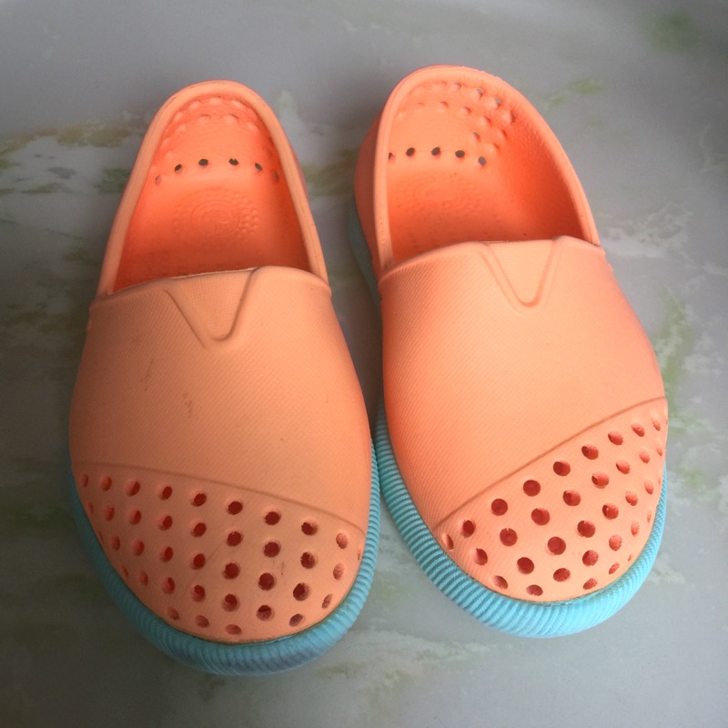 Native VERONA 橘色童鞋