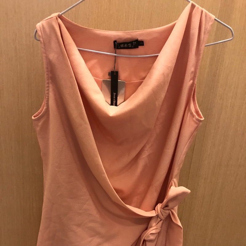 粉紅色無袖設計感洋裝 全新 尺寸 S