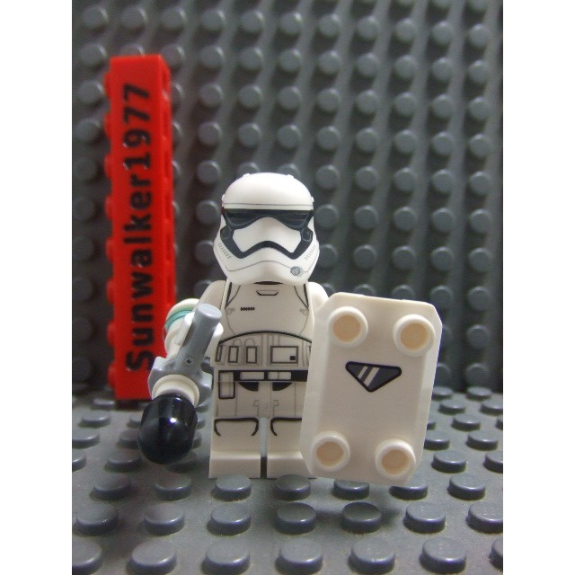 【積木2010】Lego樂高-全新 星際大戰7- 帝國軍第一軍團風暴兵 (含武器及防護盾)(75166)