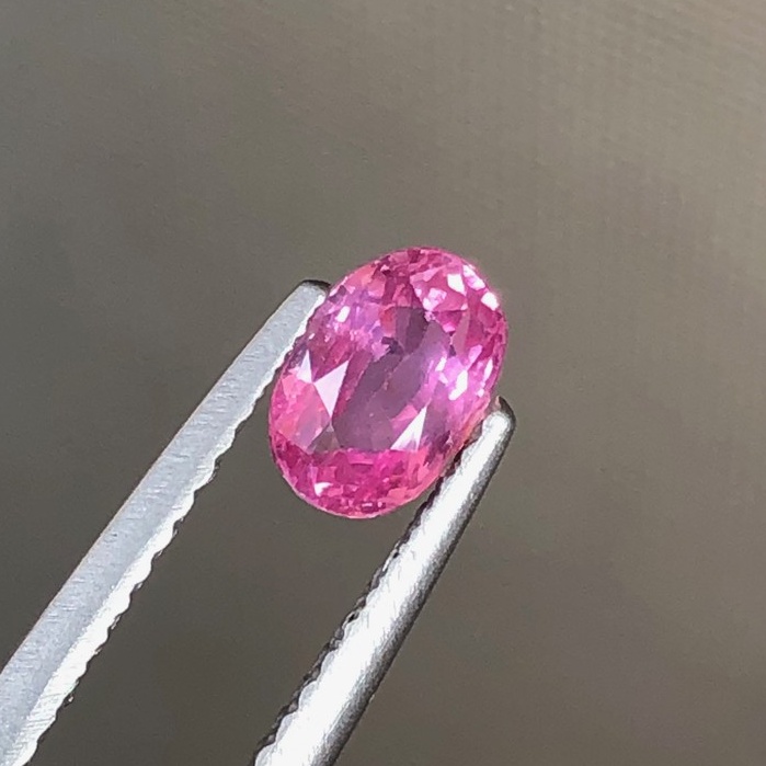 【邁爾斯寶石家】天然無燒帕帕拉恰 蓮花剛玉 1.01ct 橢圓形 Orangish Pink Padparadscha