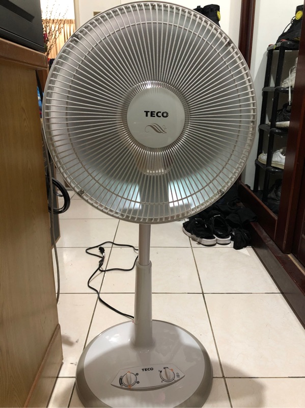 TECO 東元 14吋鹵素式電暖器 （才使用一天，免運）