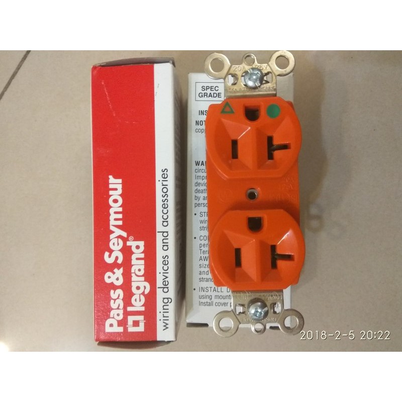 全新 (橘色)美國醫療級插座 壁插 Pass &amp; Seymour IG8300 獨立接地   賣450元