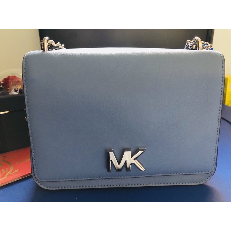 KICHALE  KORS  (MK)藍色鐵鍊側肩包、斜背包，附購買證明，防塵袋，紙袋