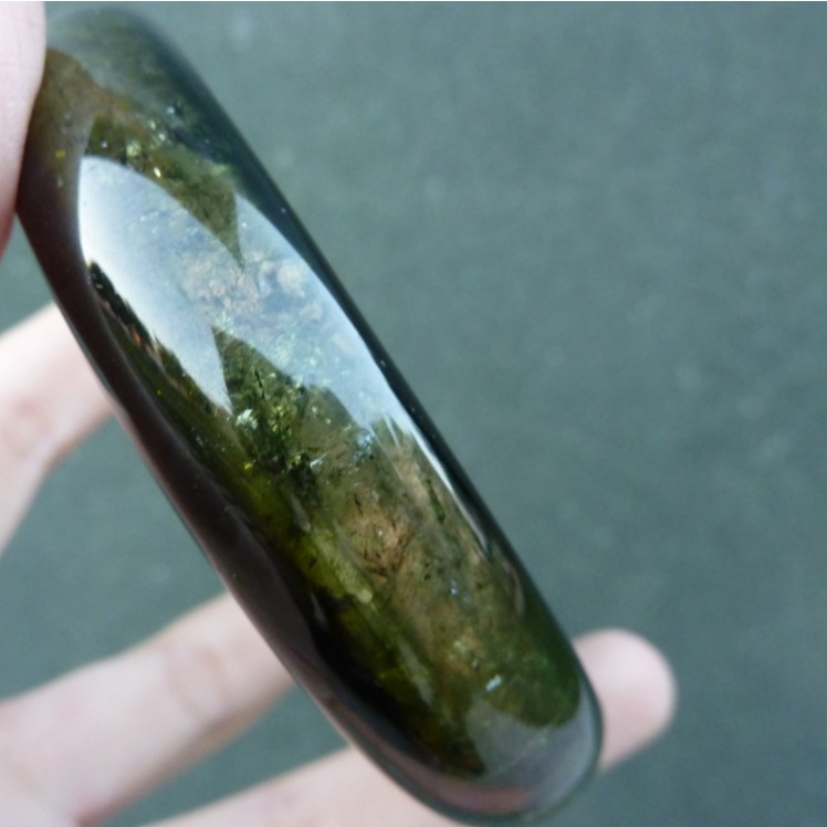 天然綠碧璽市面罕見漸層鐲 圍20(內徑約59.5mm)