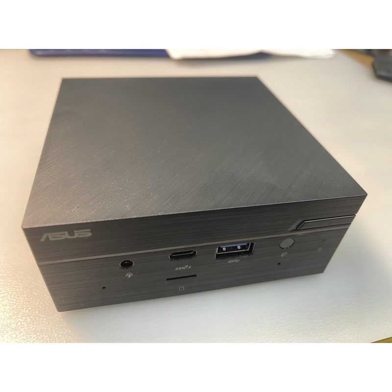 華碩 MiniPC PN62, Intel i5-10210U, 8+256 GB, WIN10-64（二手 90%新）