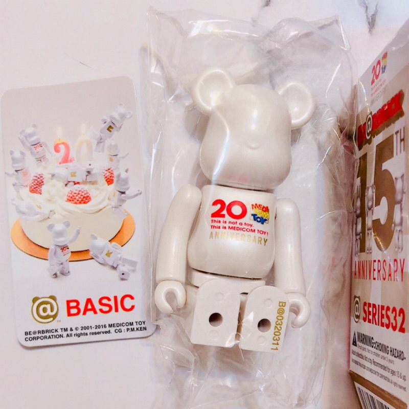 Be@rbrick 庫柏力克 32代 100% BASIC（已保留勿下單謝謝）