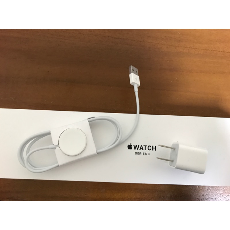 Apple Watch S3 42mm 磁性充電線、原廠5W充電器全新未用