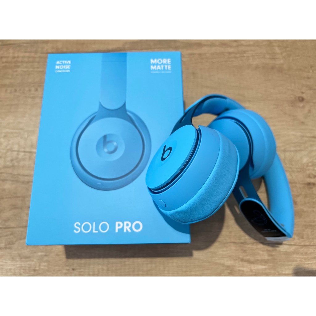 Beats Solo Pro Wireless 淡藍色頭戴式降噪耳機