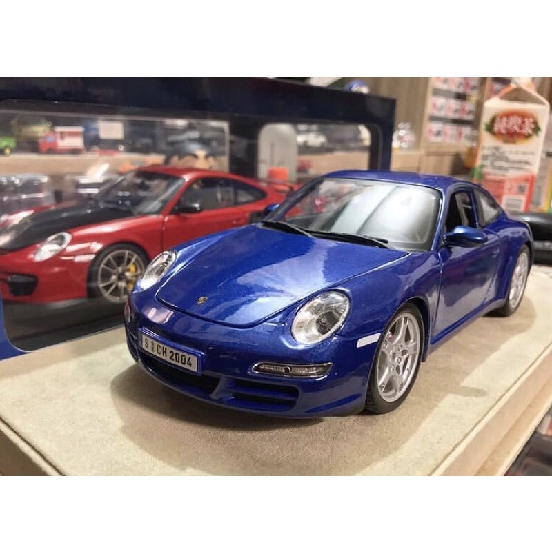 Maisto 1/18 Porsche 911(997) Carrera S 藍 1:18
