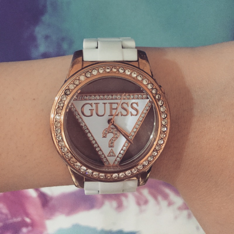 Guess 鏤空設計女錶