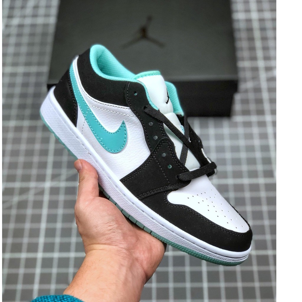 nike air jordan classic