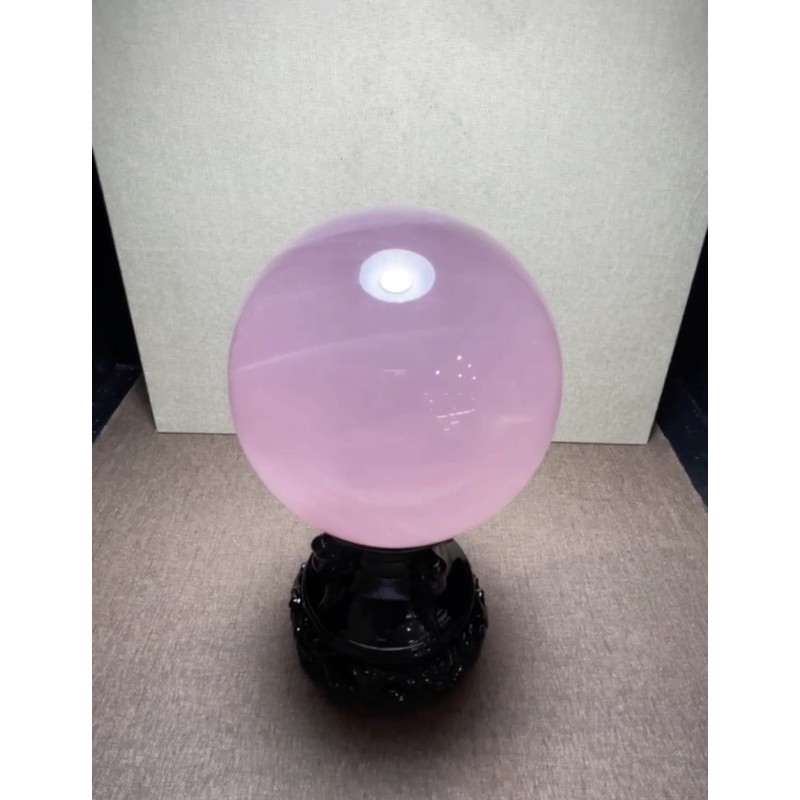 歡迎詢價-10釐米，1.37公斤，天然粉水晶球🔮，晶體通透，極佳的風水擺件，圓圓滿滿，有球必應🙏