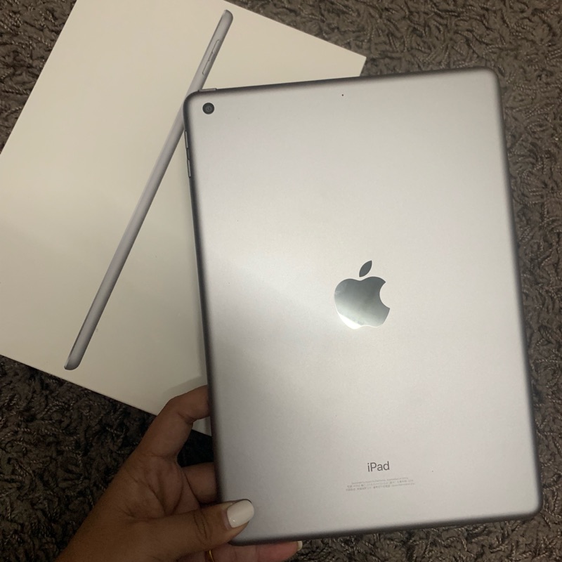 2018 iPad 32g 9.7