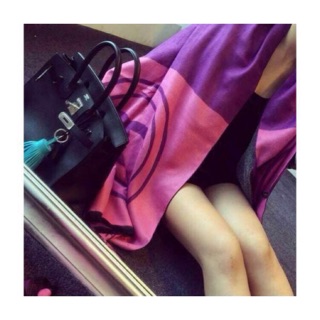 2016秋冬 法國🇫🇷 國際時尚單品 ❤️ 羊絨披肩圍巾 粉紫款 小香款