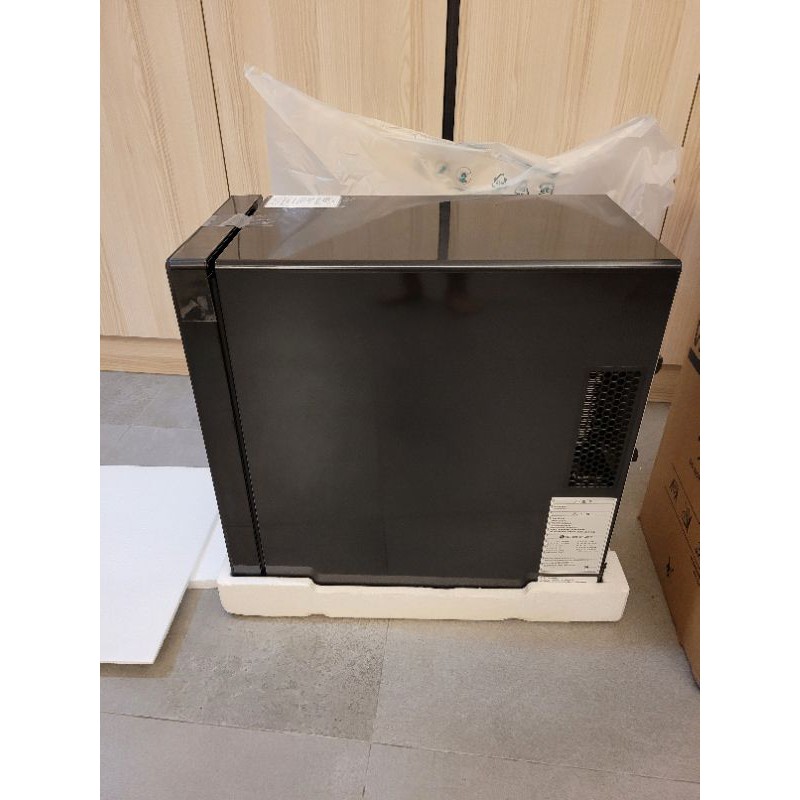 【全新 福利品】LG  樂金 8瓶裝單溫控專業酒櫃(GR-W081S)